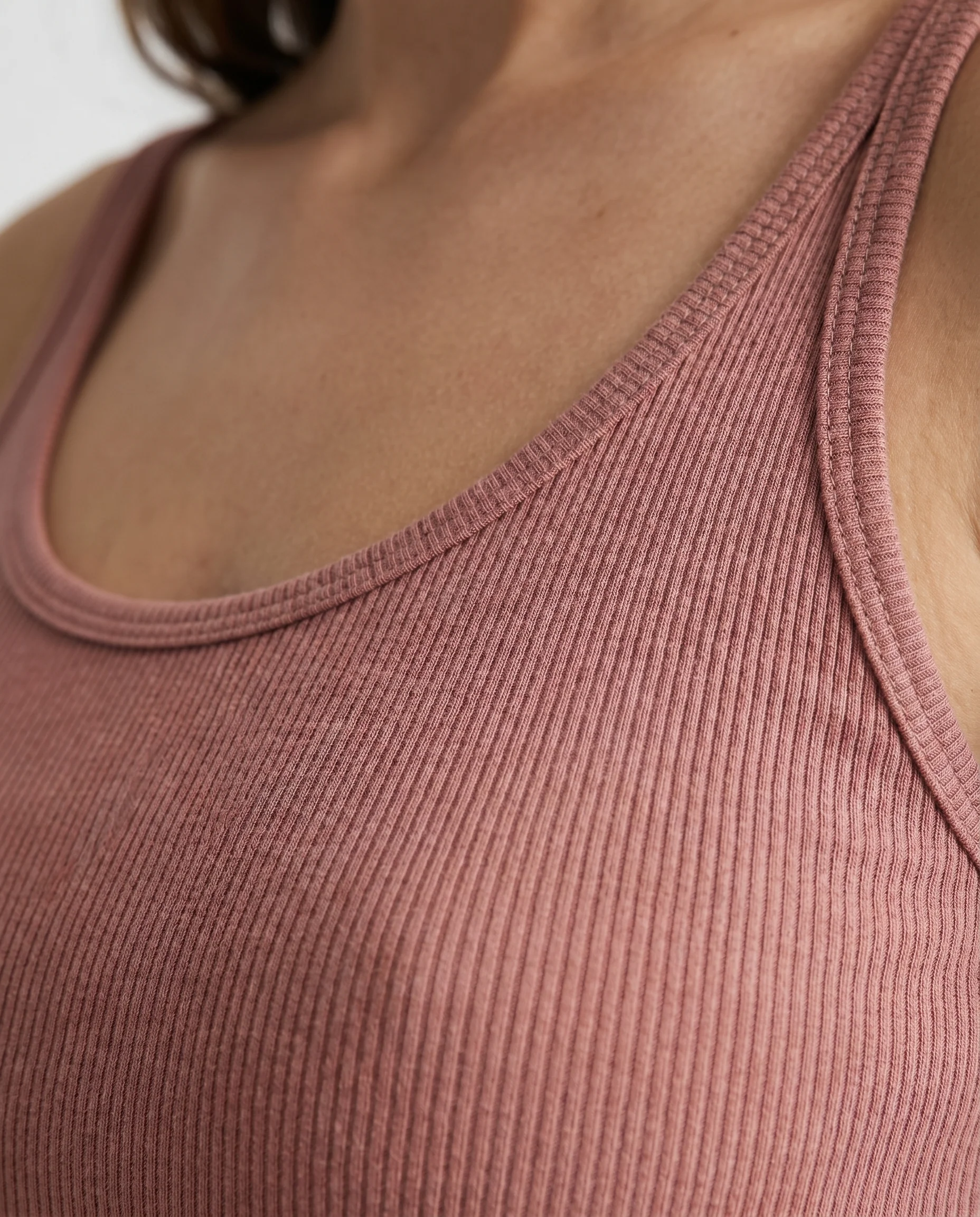 Basic Ribbed Tank Coffe Coffee - Image 6