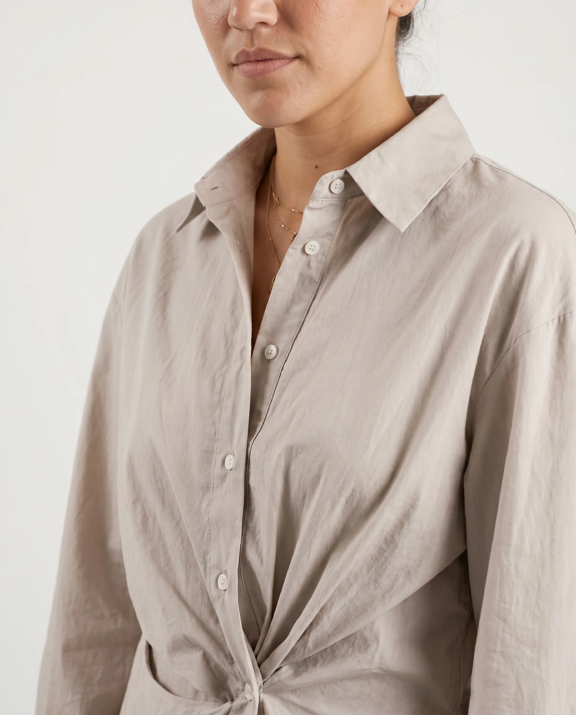 Effortless Button-Up Shirt Green - Image 3