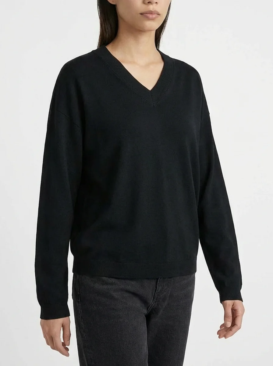 Elizabeth LS VNeck Sweater