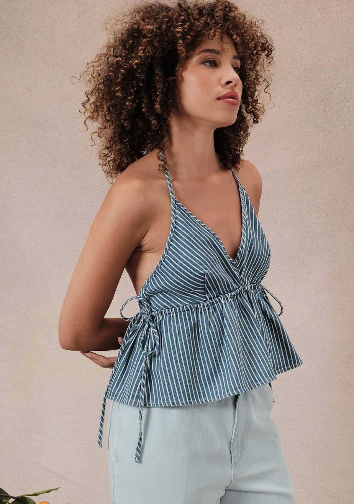 Halter Sleeveless Top W Tunnering Self Ties At Side Seams Denim White Stripe - Image 3
