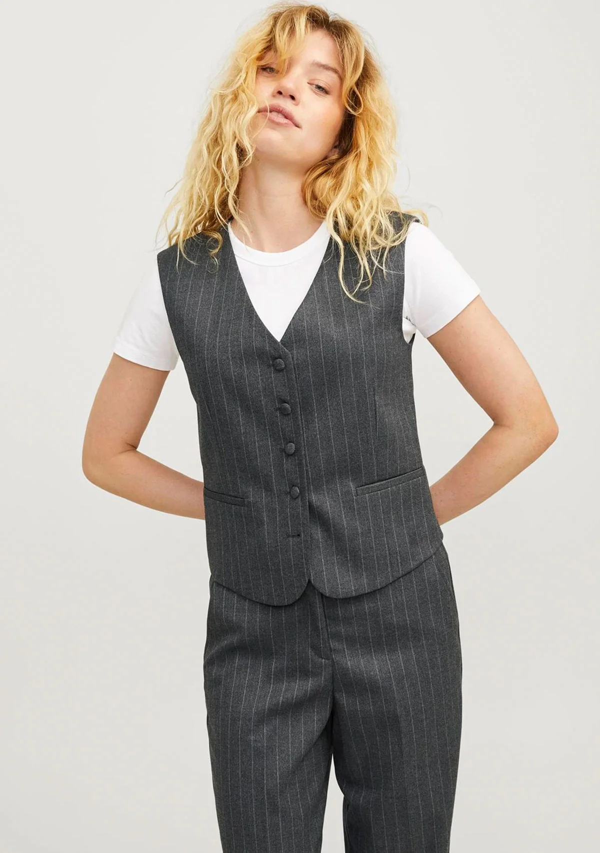 JX Mary Brushed Waistcoat TLR - Image 2