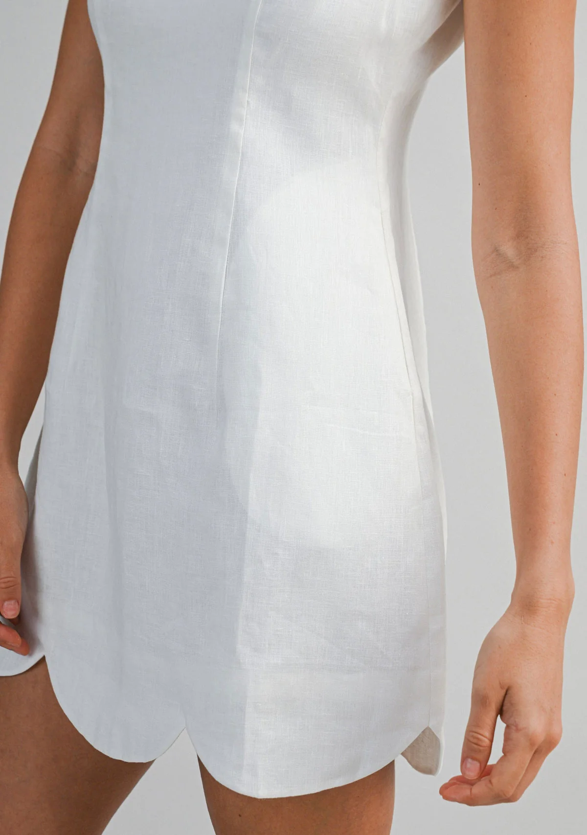 Linen Scallop Hem Mini Dress Off White - Image 5