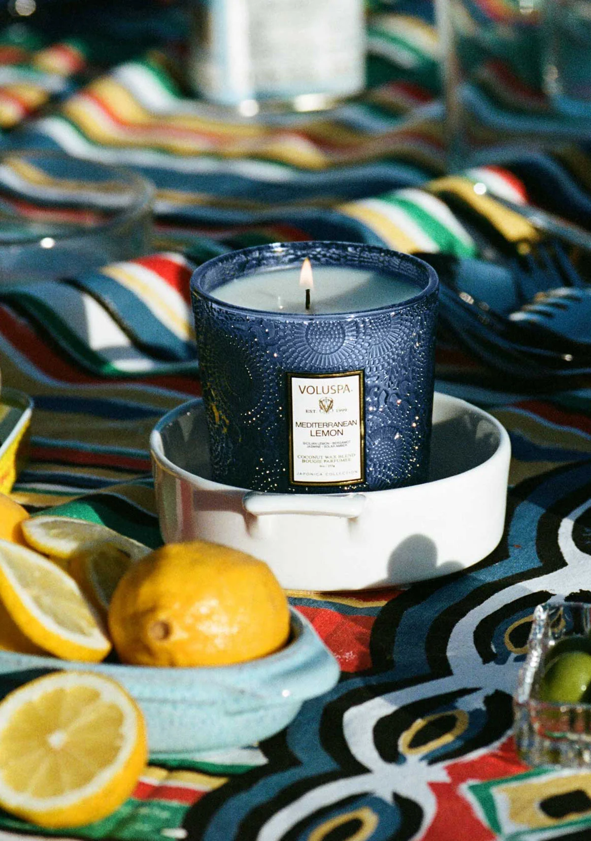 Mediterranean Lemon Classic Candle 9oz - Image 2