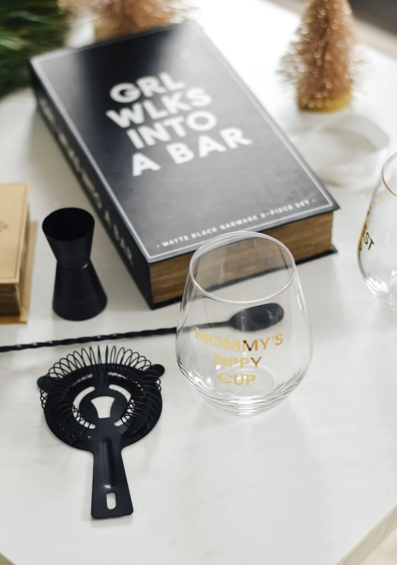 Mommy's Sippy Cup Wine Glass - Image 2
