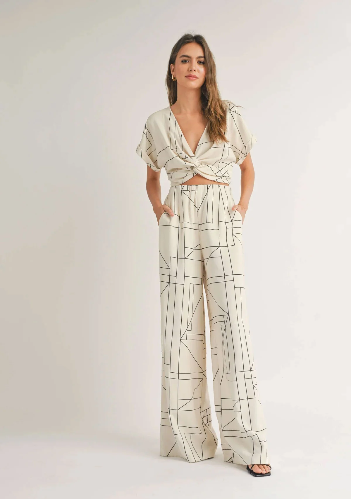 Multi Grid Pattern Wide Leg Pants - Image 5