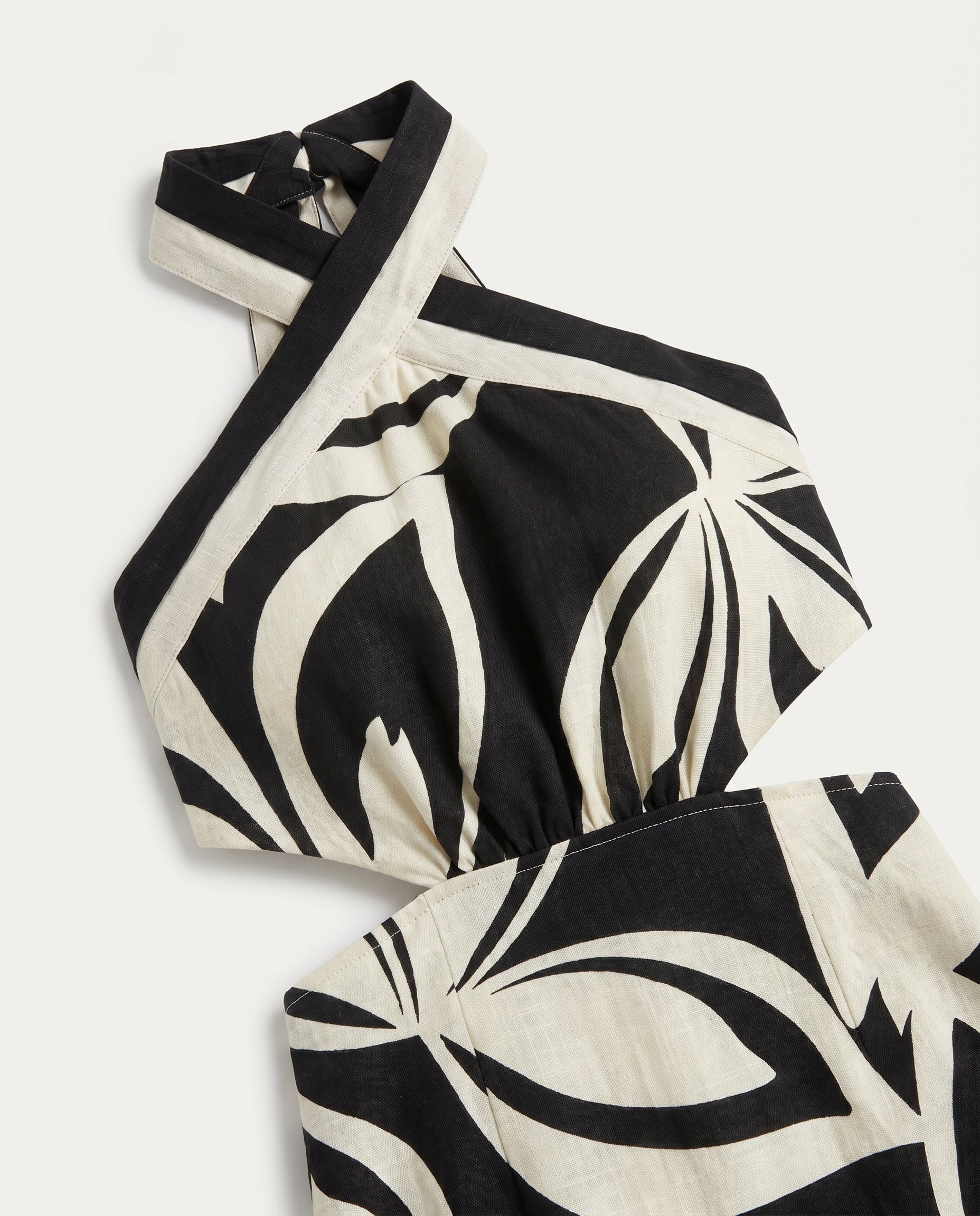 Printed Halter Neck Midi Dress Black - Image 6