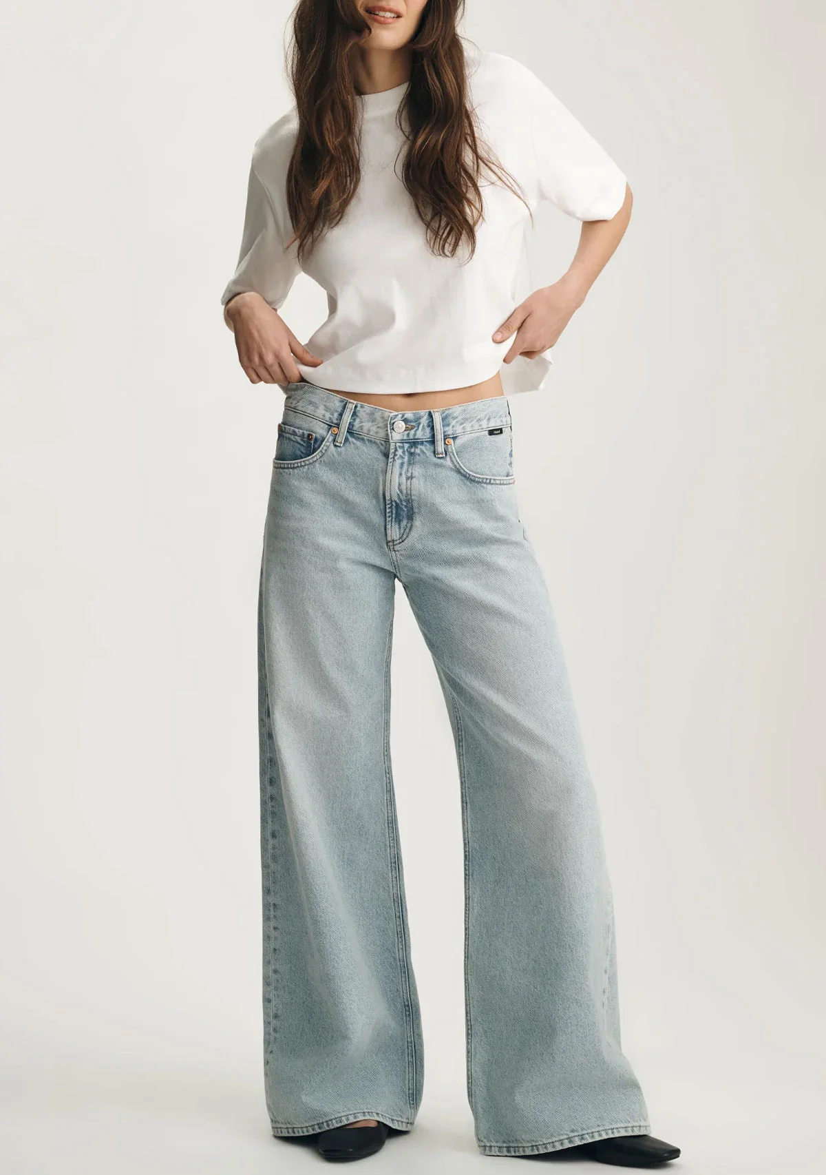 Sandy Extra Wide Bleached Classic Denim - Image 2