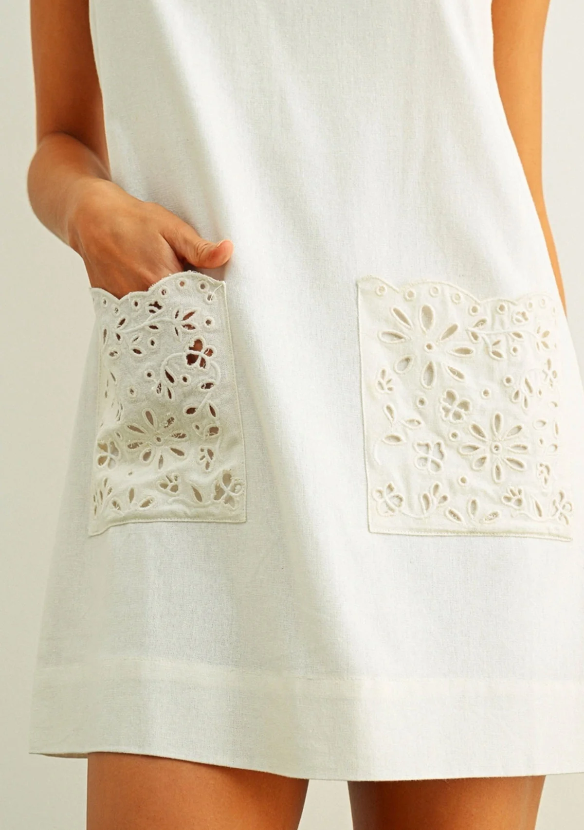 Square Neck S/l Linen Dress With Eyelet Pocket Off White - Image 2