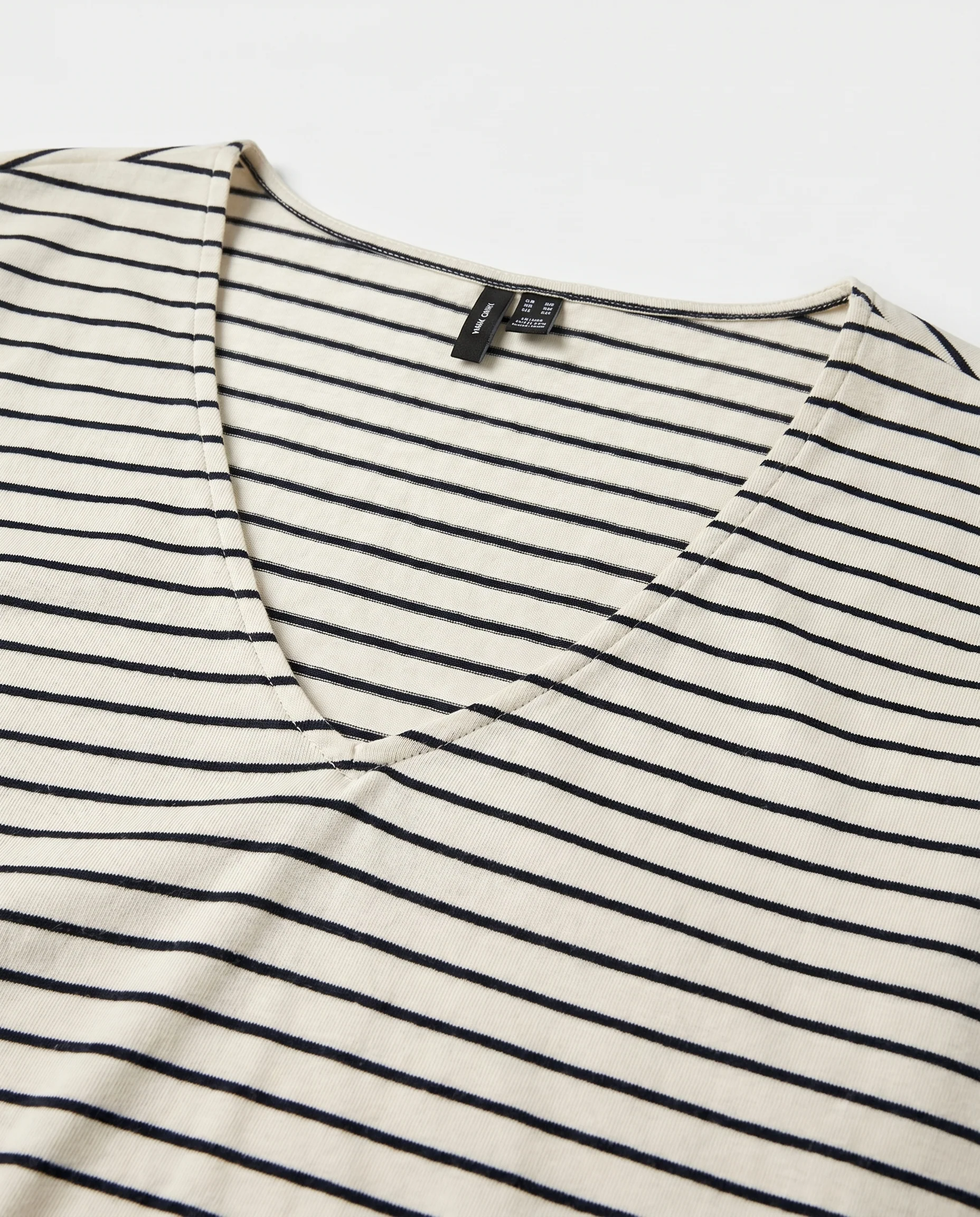 Vmholli 2/4 V-Neck Loose Top - Image 4